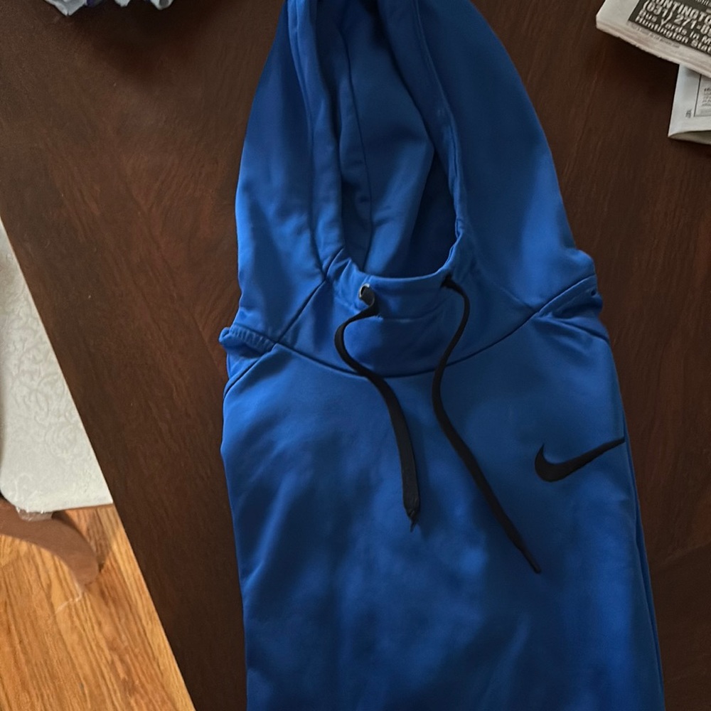Nike sweatshirt